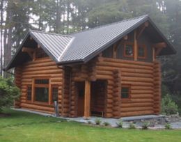 A scribed log guest house in Edmonds WA